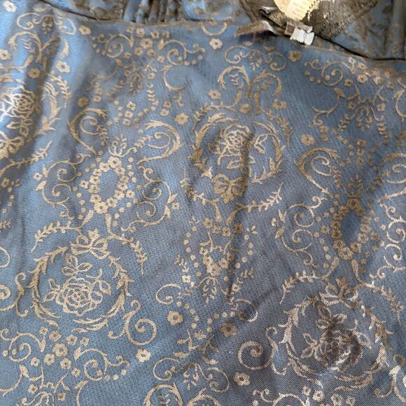 Rampage Mesh Crop Lettuce Hem Cami - Picture 2 of 6